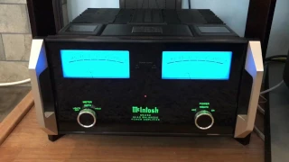 McIntosh Mc452 amp C2500 preamp & B&W 800 Nautilus