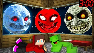 JJ and Mikey HIDE From Scary LUNAR MOONS in Minecraft Challenge Maizen