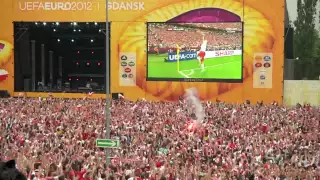 Gol Robert Lewandowski. Mecz Euro2012 Polska - Grecja. Kibice w Strefie Kibica Fanzone w Gdańsku