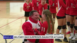 Military dad surprises daughter at game