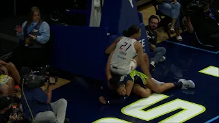 Turner FLAGRANT Foul On Sabally After Landing On Her & Arm Tangled | Phoenix Mercury vs Dallas Wings