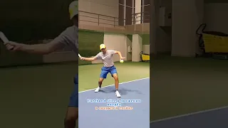 Forehand slice. В движении вперёд