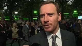 Stars hit the green carpet for 'Alien: Covenant' premiere