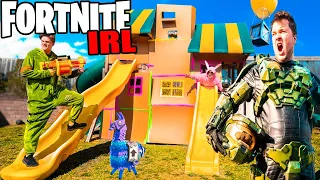 FORTNITE BATTLE ROYAL IRL CHALLENGE - Fortnite Chapter 2 Season 6 Box Fort TOWER DEFENCE