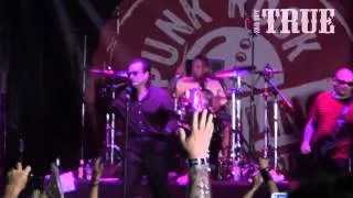 The Damned - Smash it Up @ LIVE PRB2013