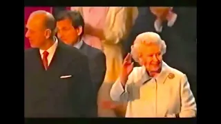 THE LATE DAME EDNA INTRODUCES QUEEN ELIZABETH II IN 2002