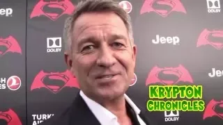 BATMAN V SUPERMAN: DAWN OF JUSTICE - NYC PREMIERE - Interview with Sean Pertwee (Gotham TV Show).