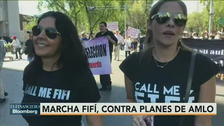 Se realiza la segunda Marcha Fifí en la CDMX