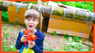 Axel Builds a BOX FORT TREE FORT in the WOODS!