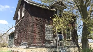 Urbex: Hopelessly SHABBY ABANDONED House