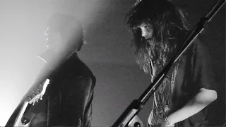 The Dead Weather - "Treat Me Like Your Mother" - Live at Shoreditch Church