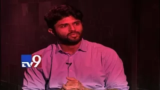 Vijay Devarakonda Funny Conversation With TV9 Anchor !