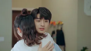 Gu Weiyi hugged depressed Situ Mo to comfort her, just because science taught him so?