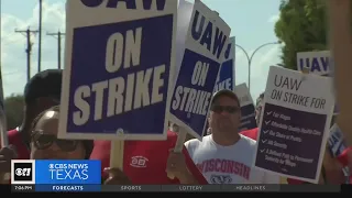 An auto workers strike could be hours away