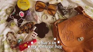 what's in my vintage bag? ✿