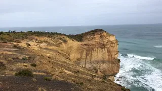 GREAT OCEAN ROAD Australia | Hidden Gems| CLIFFS SCENERY | Walking to Twelve Apostles | Driving Solo