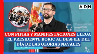 Presidente Boric es RECIBIDO CON PIFIAS en el desfile del día de las Glorias Navales 2024