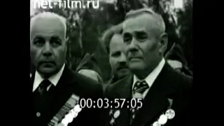 Открытие памятника "Танк Т-34" в селе Уксянское в сентябре 1978 года