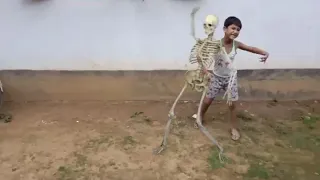 Om & Skeleton dance