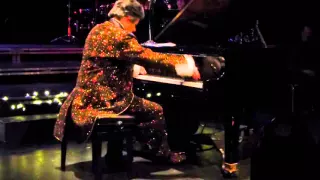 Liberace Christmas with Curtis Labelle - Clip 1