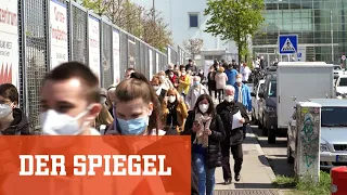 Impfzentrum Hamburg: Deutschlands größte legale Massenveranstaltung | DER SPIEGEL