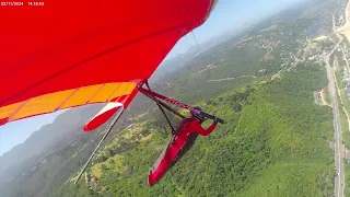 The serenity of hang gliding