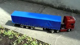 scania 1/14 de Julien Wars