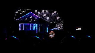 Enter Sandman - Metallica 2021 Halloween Light Show