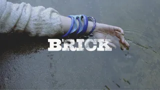 Brick (2005) - Now That's A Shot