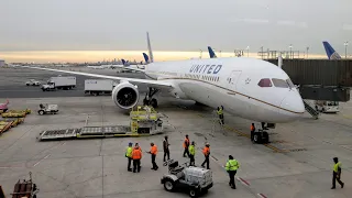 Airlines double down on disruption warnings ahead of 5G rollout | WSOC-TV