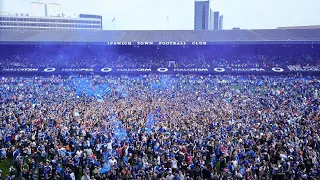 The moment Ipswich Town fans stormed the pitch after promoted to the Premier League