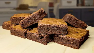 The Best Fudgy Brownies You'll Ever Eat! (Simple Recipe)