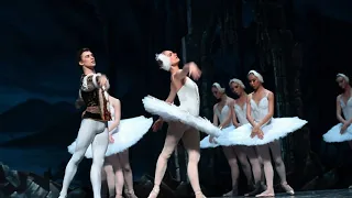 St Petersburg Ballet Theatre's Swan Lake