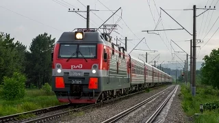 Электровоз ЭП1М-754 с пассажирским поездом №643 Кисловодск - Адлер