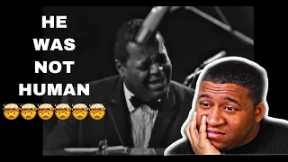 Keyboard player reacts to Oscar Peterson - C Jam Blues- Black history