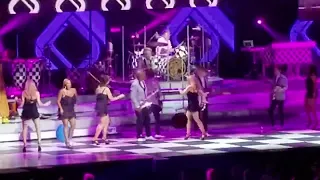 Rod Stewart - "Do Ya Think I'm Sexy?" (8/11/18)