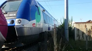 Départ d'une UM3 AGC (B82500) avec la Transi-Carmillon (675 N)