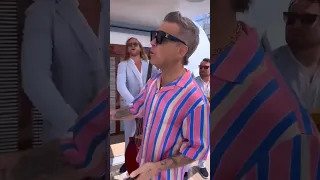 Robbie Williams “I wanna be like you” at a Yacht party for the Monaco GP 🇲🇨 #shorts #yacht