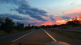 Conducción al atardecer