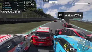 What a 4 second time penalty in Forza Motorsport looks like