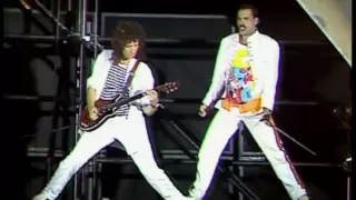 Queen - Now I'm Here (Live At Wembley)