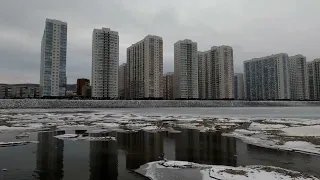 Первый лед на Абаканской протоке г. Красноярск ноябрь 2022г