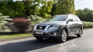 Nissan Pathfinder внедорожник