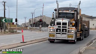 Kenworth T904 road train taking off, awesome sound!