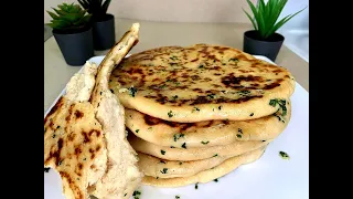 Garlic Butter Naan in a cast iron Skillet || No Yeast🚫 No Oven No Tandoor || easy naan recipe