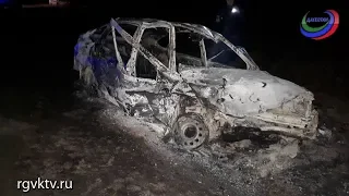 В Дагестане легковушка столкнулась с микроавтобусом, два человека погибли