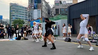 SATURDAY. OPULENCE. IMPROMPTU INTERACTIVE BUSKING WITH ONLOOKER SCHOOLGIRL. SINCHON STREET.