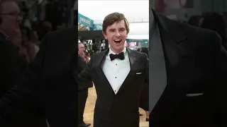 Freddie Highmore / Dr Shaun Murphy Chess Knight Meme 4k