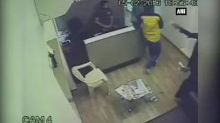 CCTV footage - Gunmen open fire at Mumbai builder