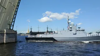 МРК «Тайфун» пр 22800 на репетиции первого своего парада ВМФ.